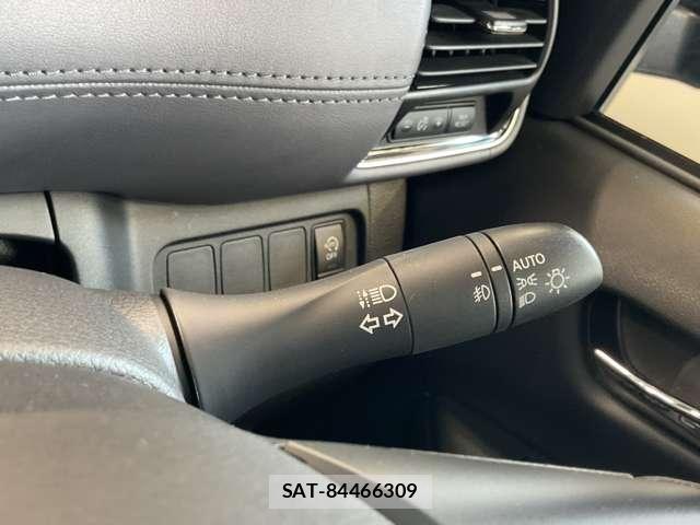 Nissan SERENA 2021-11 8368659-17