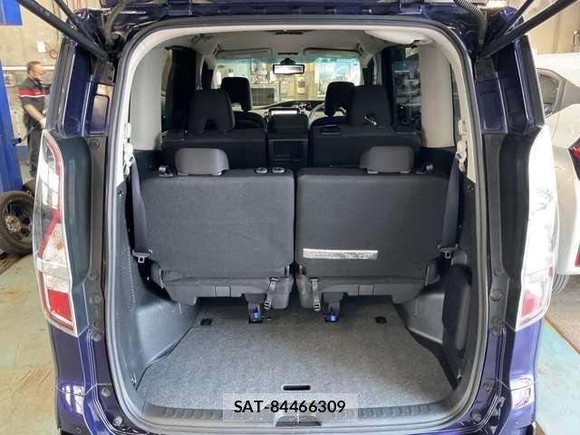 Nissan SERENA 2021-11 8368659-22