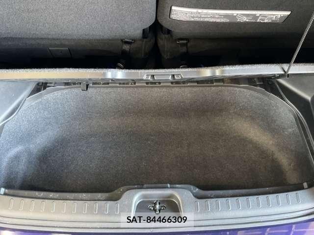 Nissan SERENA 2021-11 8368659-25