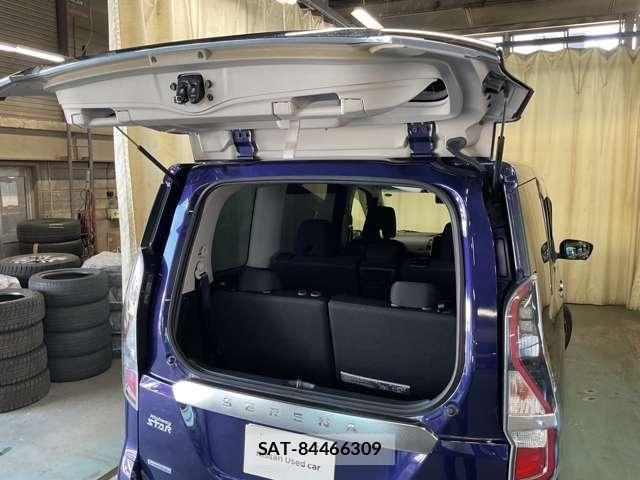 Nissan SERENA 2021-11 8368659-8