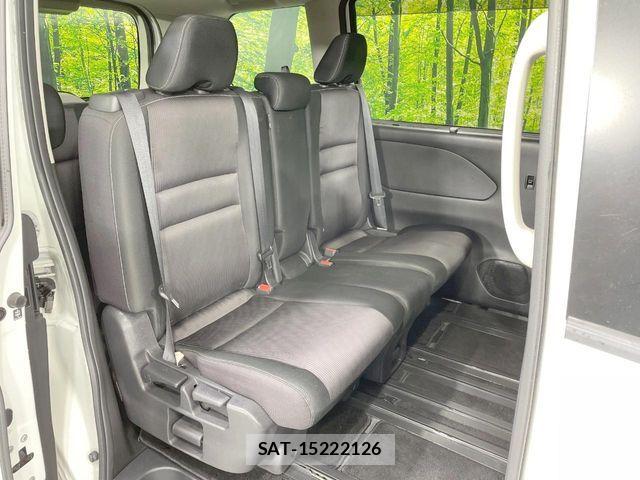 Nissan SERENA 2017-12 8368662-9