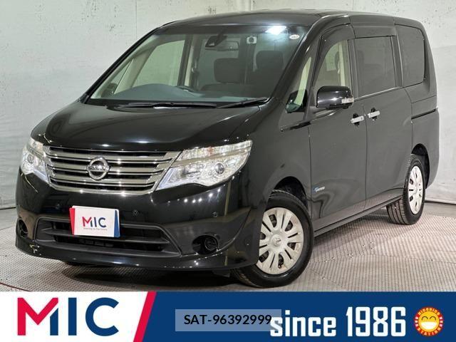Nissan SERENA 2015-11 8368663-0