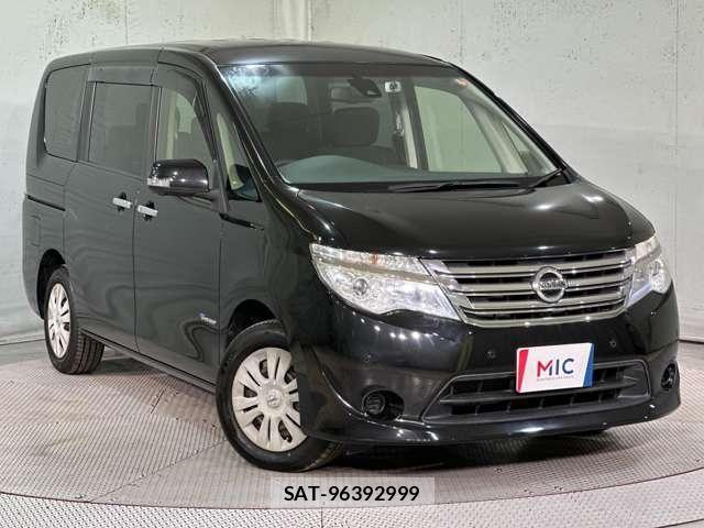 Nissan SERENA 2015-11 8368663-1