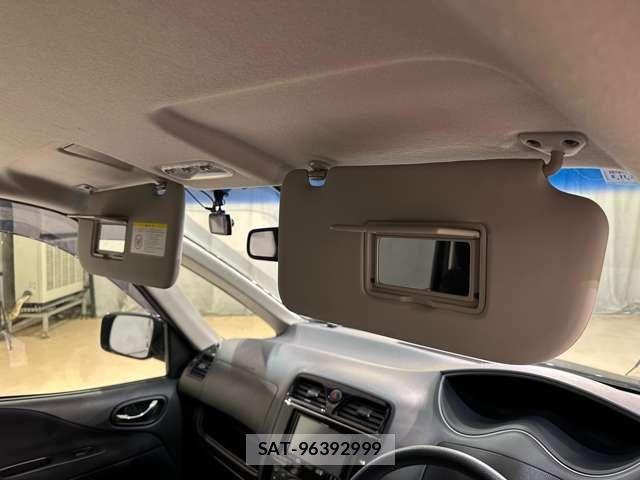 Nissan SERENA 2015-11 8368663-27