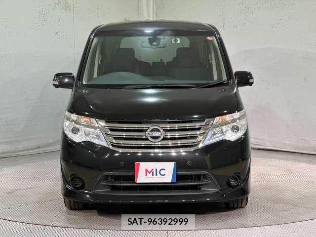 Nissan SERENA 2015-11 8368663-2
