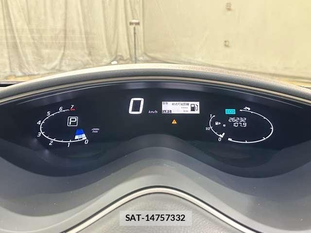 Nissan SERENA 2014-02 8368664-10