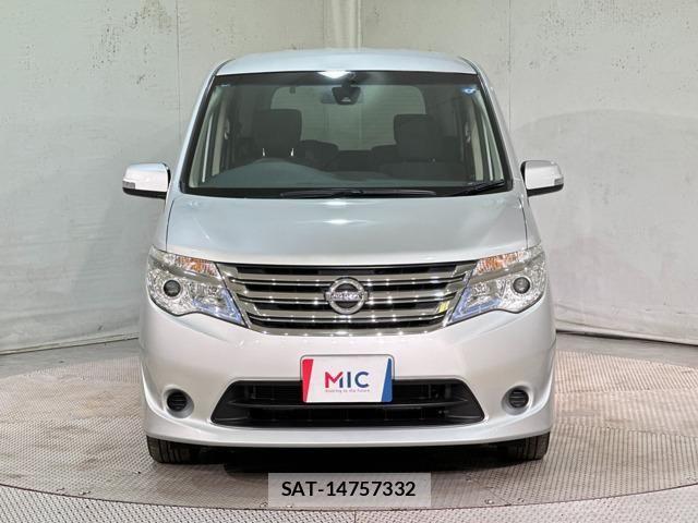 Nissan SERENA 2014-02 8368664-2