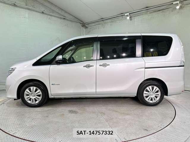 Nissan SERENA 2014-02 8368664-7