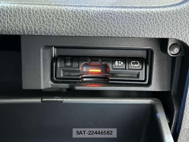 Nissan SERENA 2015-08 8414937-15
