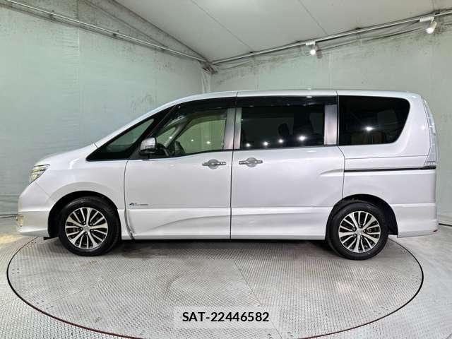 Nissan SERENA 2015-08 8414937-7