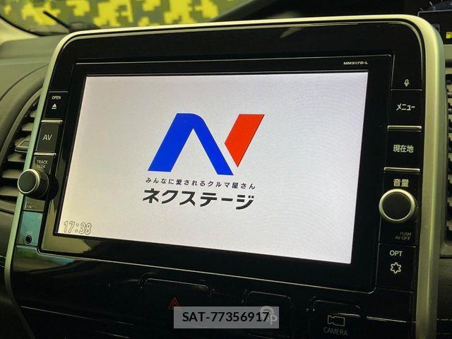 Nissan SERENA 2017-12 8458402-3