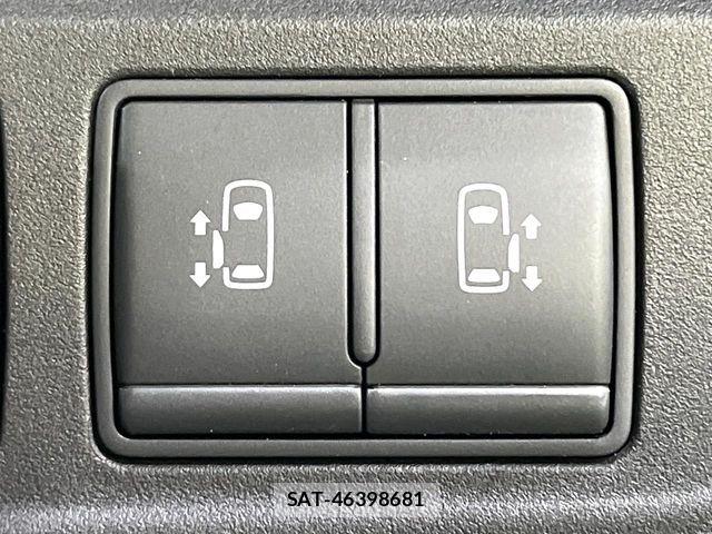 Nissan SERENA 2018-03 8458403-5