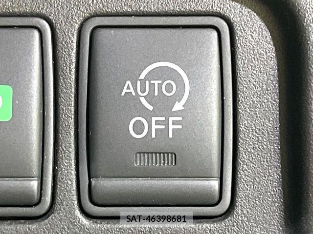 Nissan SERENA 2018-03 8458403-6