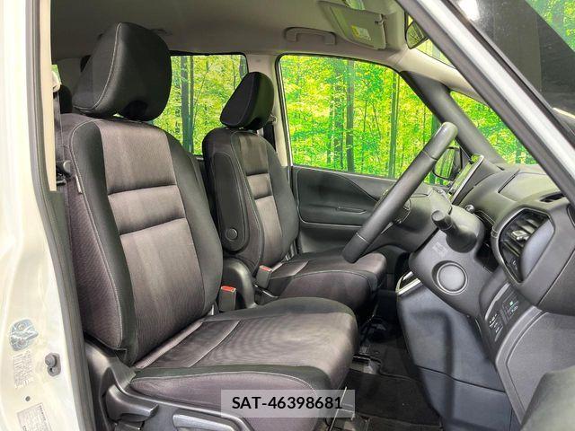 Nissan SERENA 2018-03 8458403-8