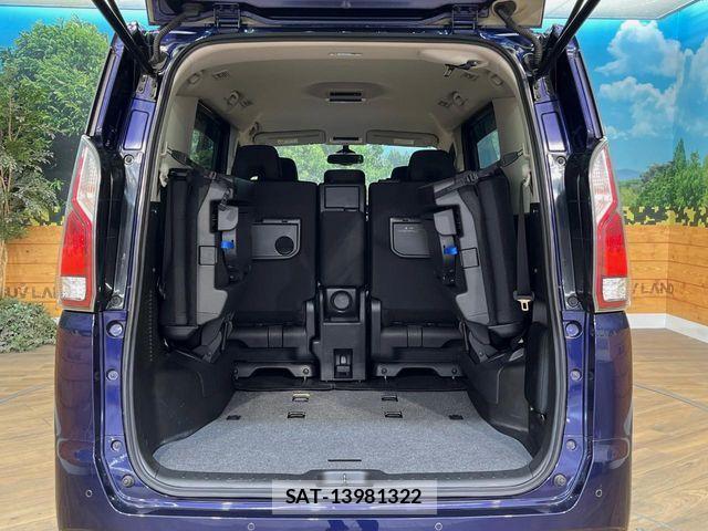 Nissan SERENA 2017-08 8458404-12