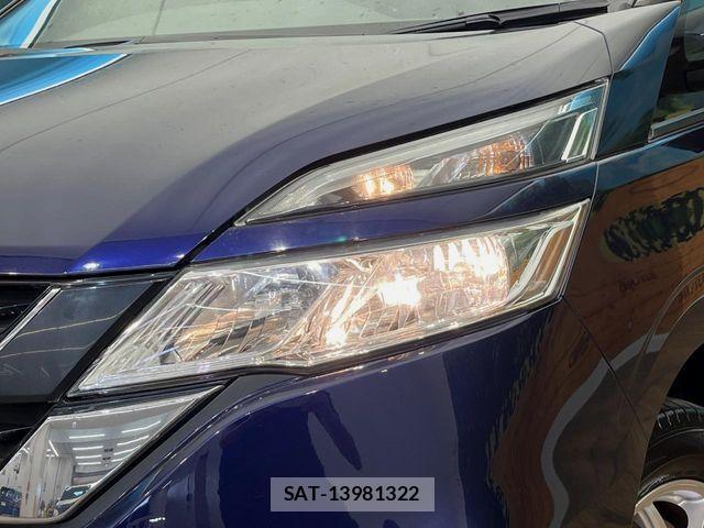 Nissan SERENA 2017-08 8458404-13