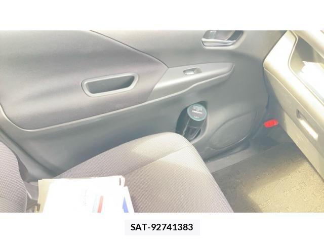 Nissan SERENA 2018-01 8458405-13