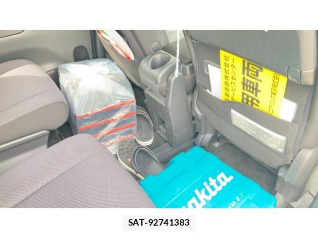 Nissan SERENA 2018-01 8458405-24