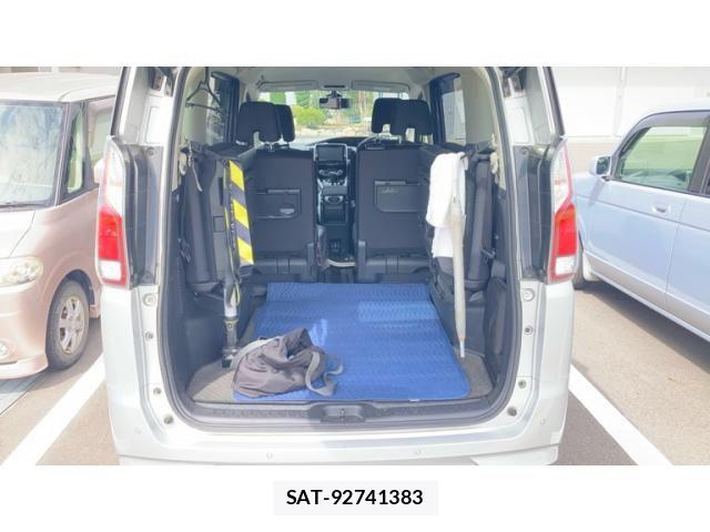 Nissan SERENA 2018-01 8458405-26