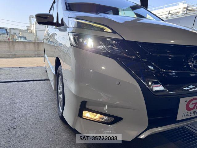 Nissan SERENA 2017-08 8486074-27