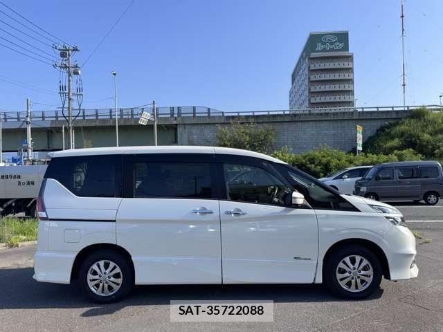 Nissan SERENA 2017-08 8486074-4