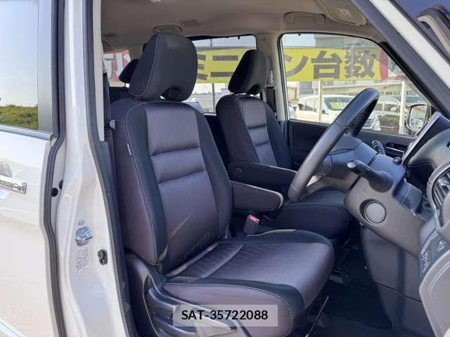 Nissan SERENA 2017-08 8486074-6