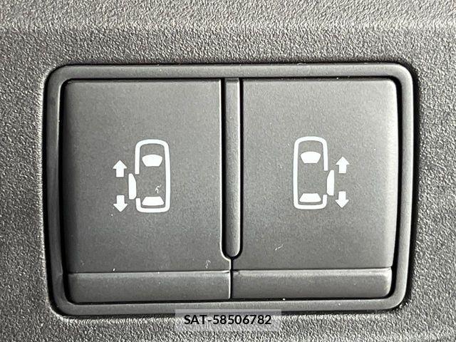 Nissan SERENA 2017-06 8527321-2