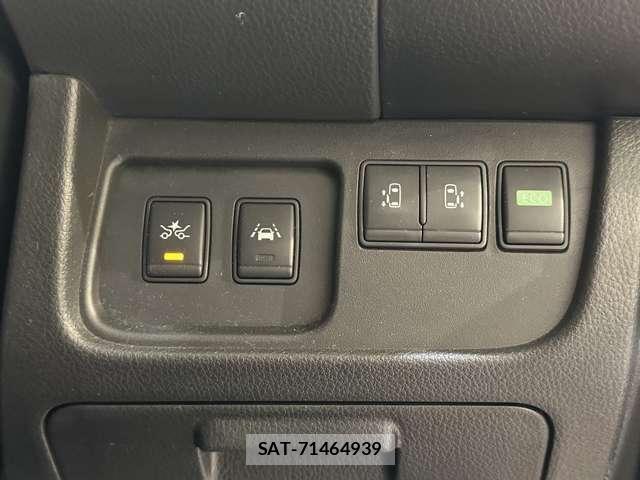 Nissan SERENA 2015-09 8563525-14