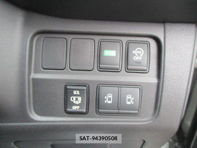 Nissan SERENA 2017-09 8563524-14