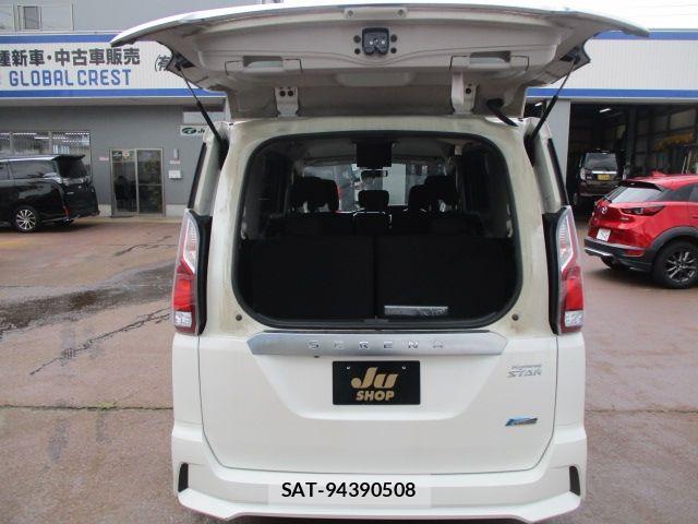 Nissan SERENA 2017-09 8563524-18