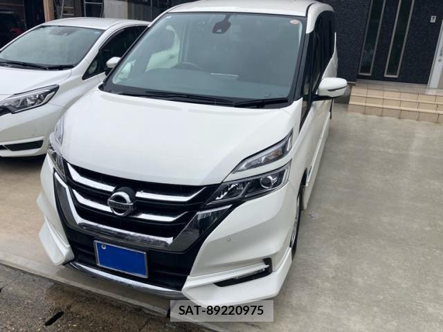 Nissan SERENA 2016-10 8661517-0