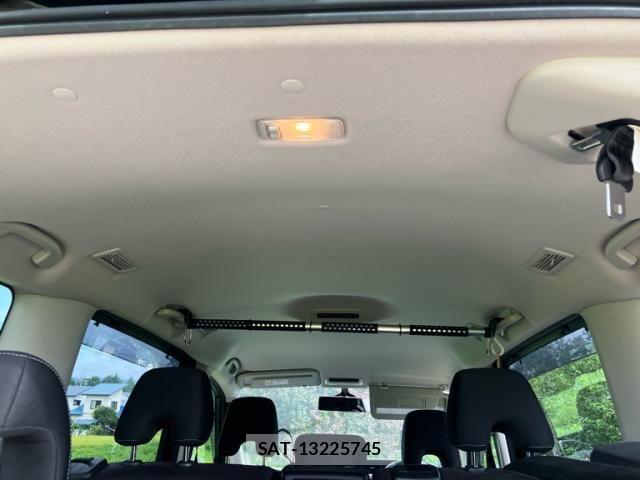 Nissan SERENA 2016-09 8745819-14