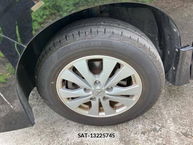 Nissan SERENA 2016-09 8745819-7