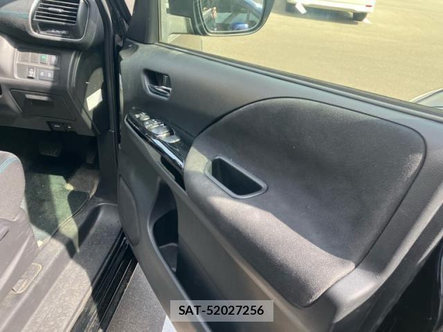 Nissan SERENA 2017-04 8782019-11