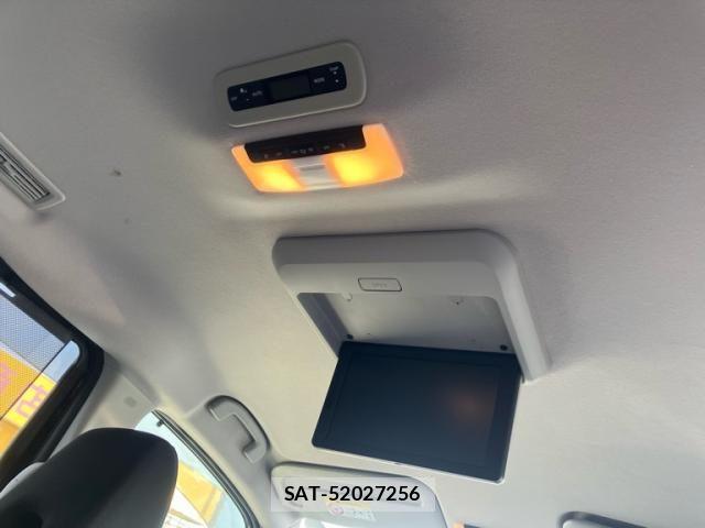 Nissan SERENA 2017-04 8782019-12