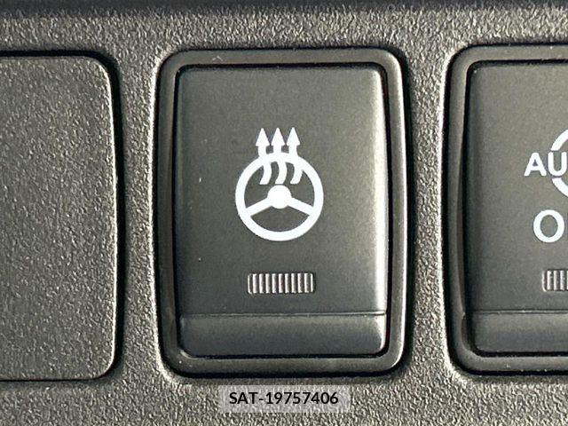 Nissan SERENA 2022-07 8797458-7