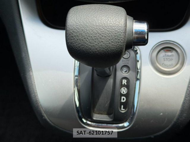 Nissan SERENA 2016-05 8797463-11