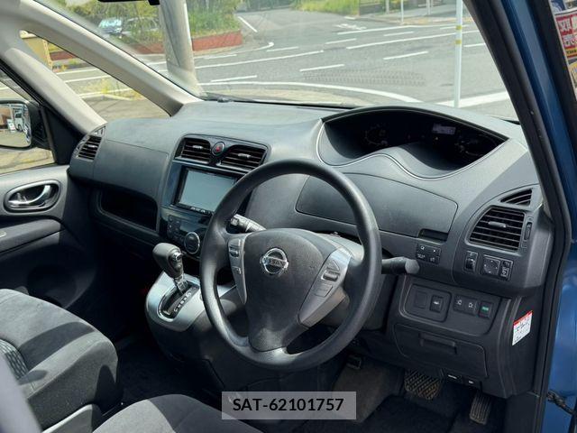 Nissan SERENA 2016-05 8797463-25