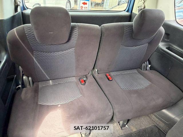 Nissan SERENA 2016-05 8797463-28