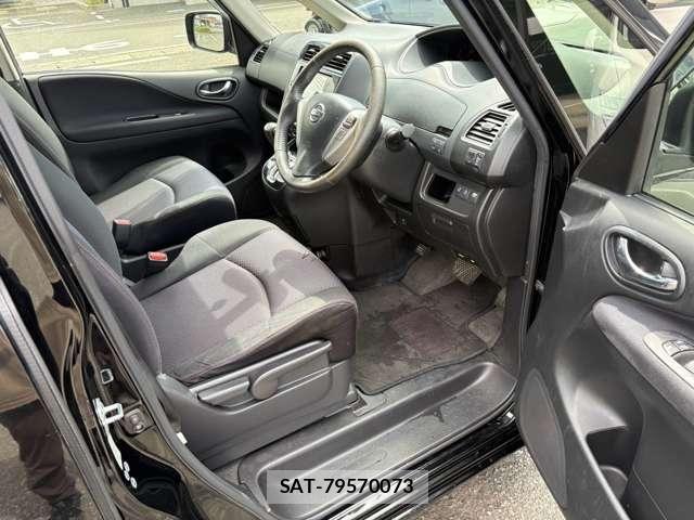 Nissan SERENA 2013-12 8797462-15