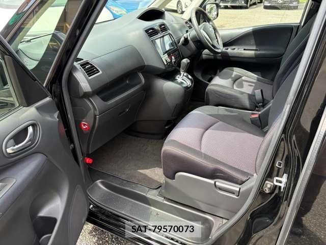 Nissan SERENA 2013-12 8797462-17