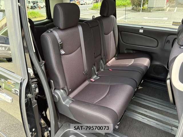 Nissan SERENA 2013-12 8797462-18