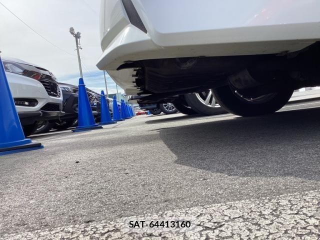 Nissan SERENA 2017-04 8831531-11
