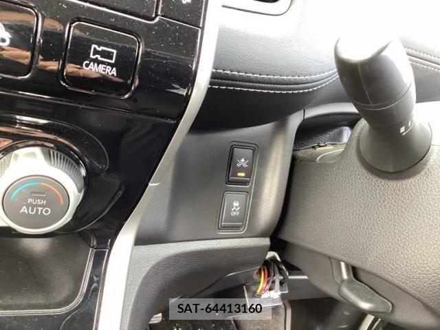 Nissan SERENA 2017-04 8831531-20