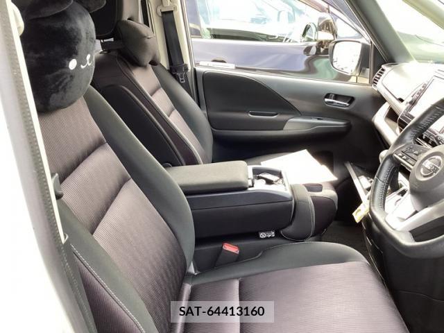 Nissan SERENA 2017-04 8831531-22