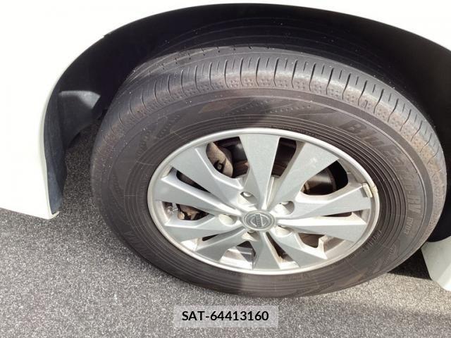 Nissan SERENA 2017-04 8831531-5