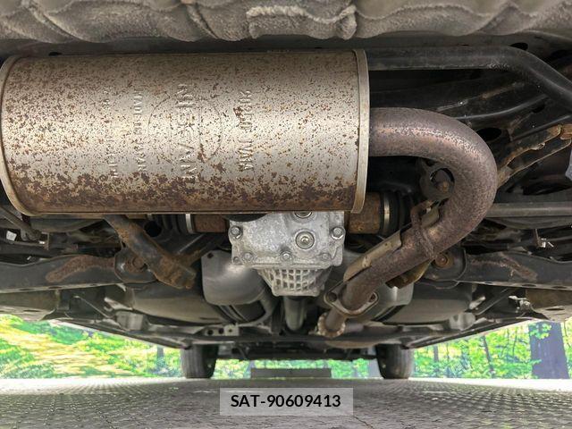 Nissan SERENA 2017-08 8850623-9