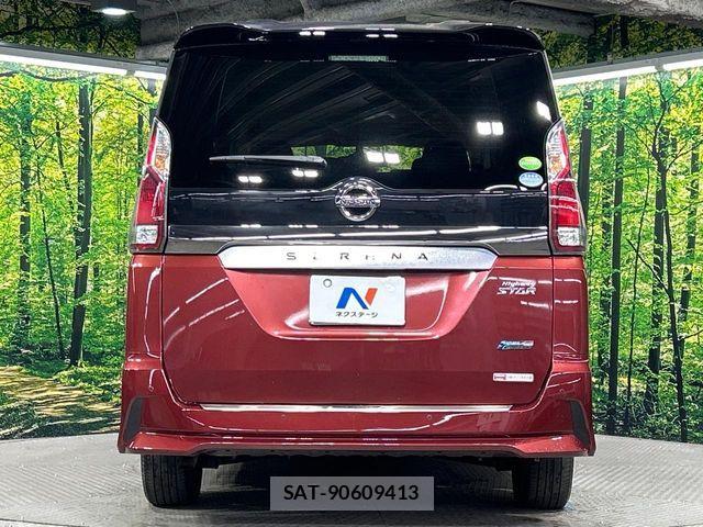 Nissan SERENA 2017-08 8850623-17