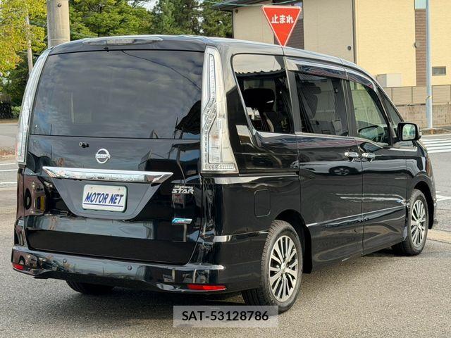 Nissan SERENA 2014-12 8872050-1