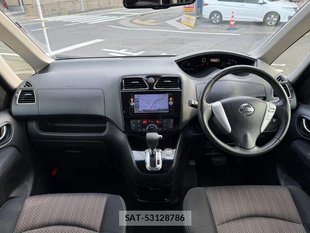 Nissan SERENA 2014-12 8872050-7